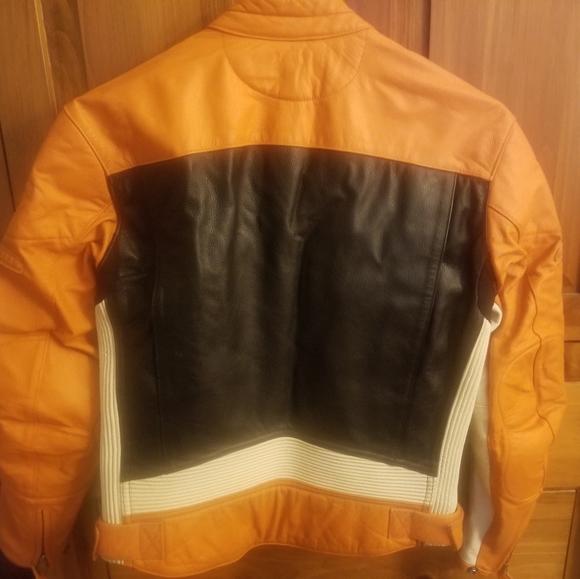 SOLD - Picture 3 of 9